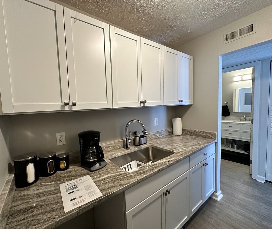 Furnished Finder property 428427_11 photo 7