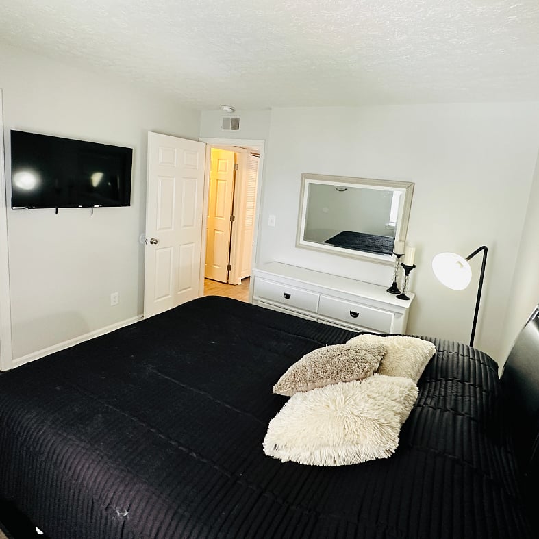Furnished Finder property 428427_11 photo 13
