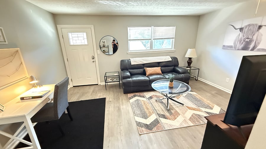 Furnished Finder property 428427_13 photo 3