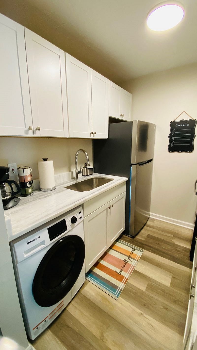 Furnished Finder property 428427_4 photo 6