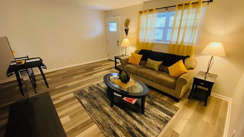 Furnished Finder property 428427_5 photo 5