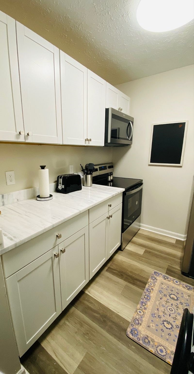Furnished Finder property 428427_5 photo 8