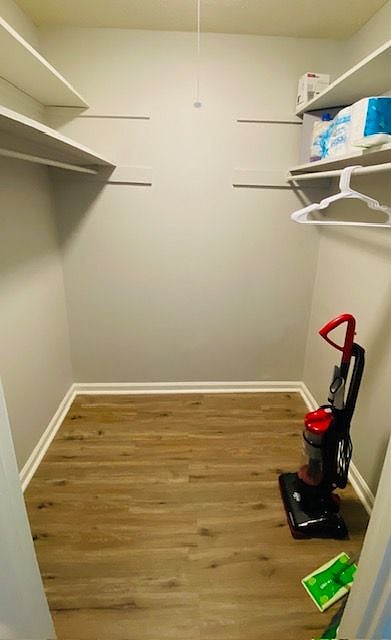 Super large closet!