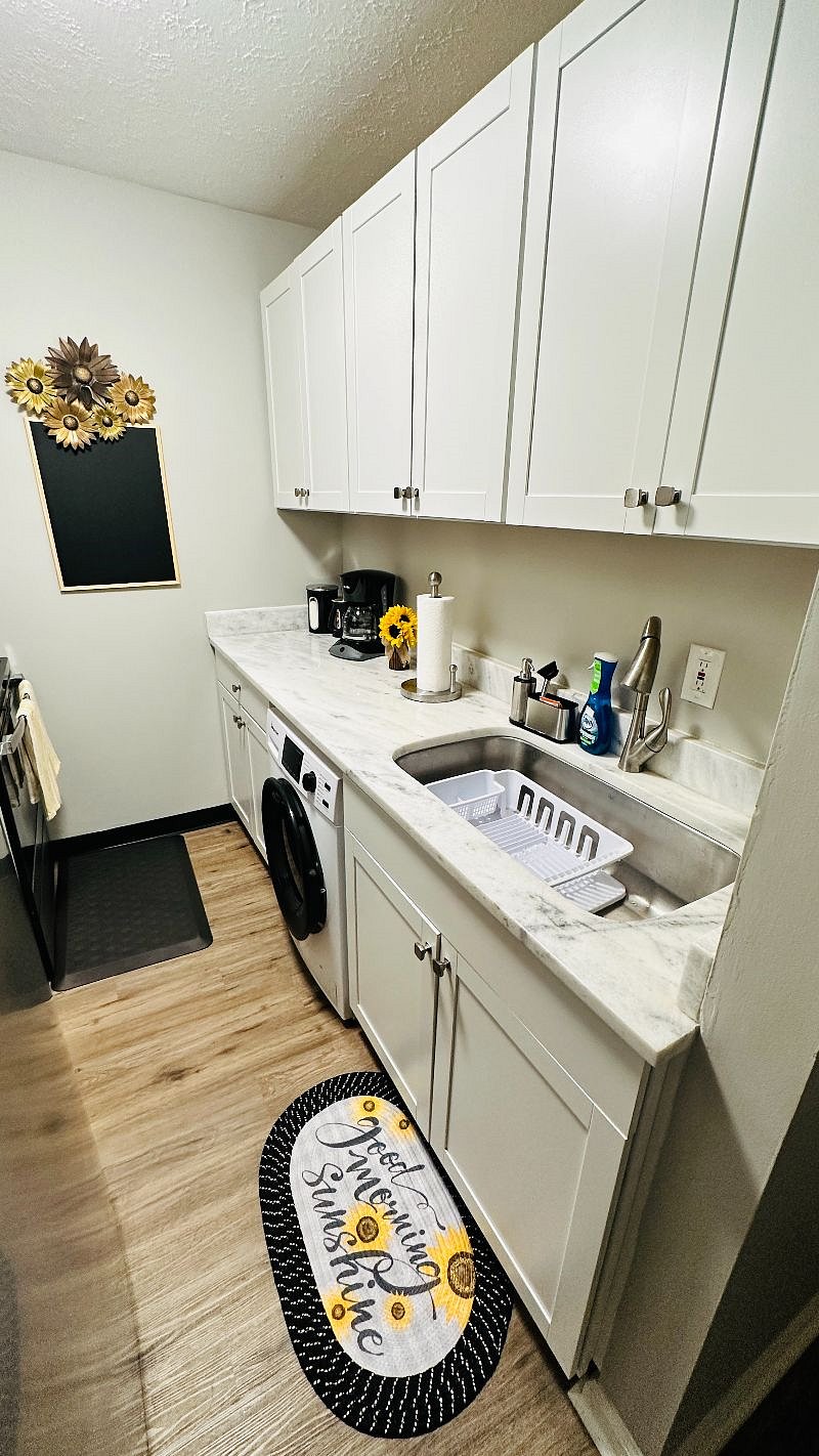 Furnished Finder property 428427_7 photo 26