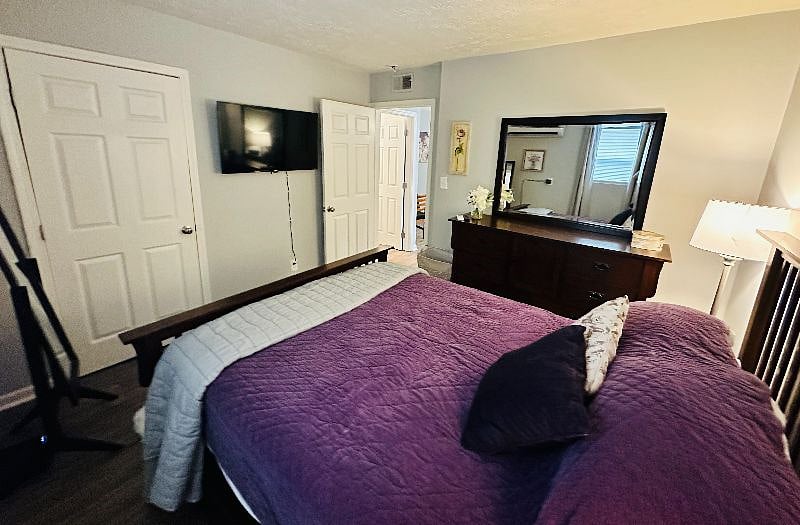 Queen size bed