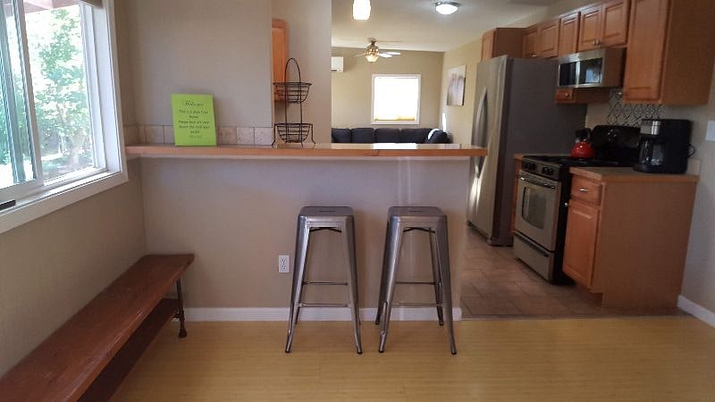 Furnished Finder property 428446_1 photo 11