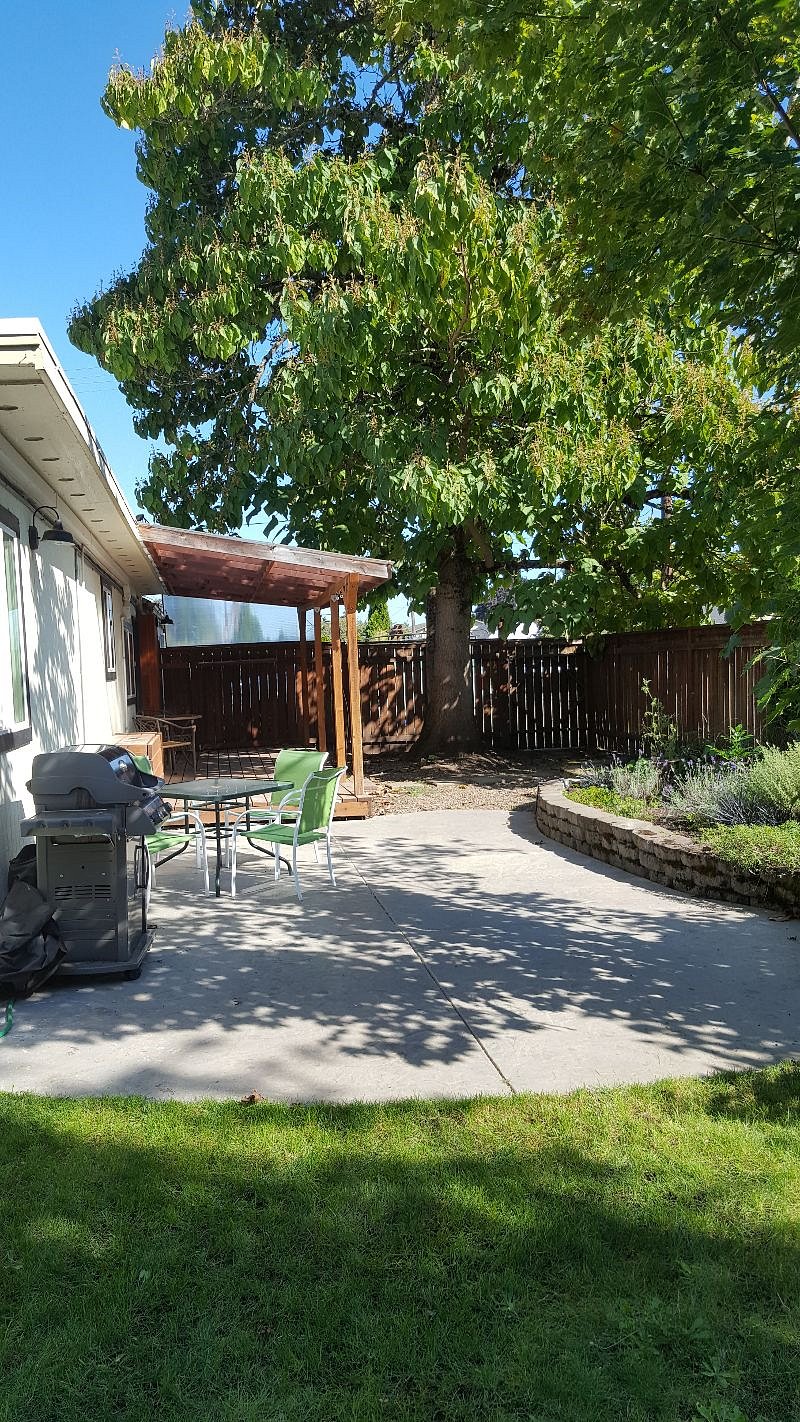 Furnished Finder property 428446_1 photo 12