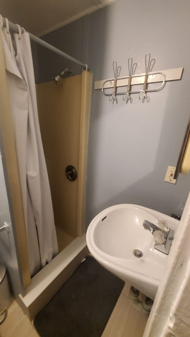 Furnished Finder property 428449_1 photo 8
