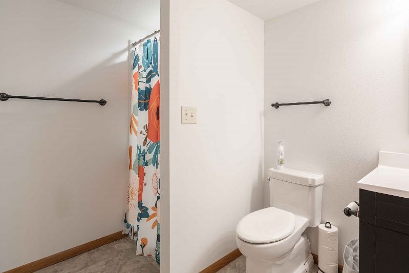 Furnished Finder property 428452_1 photo 12