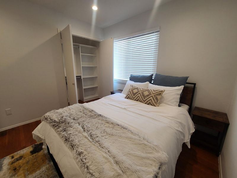 Furnished Finder property 428476_2 photo 3