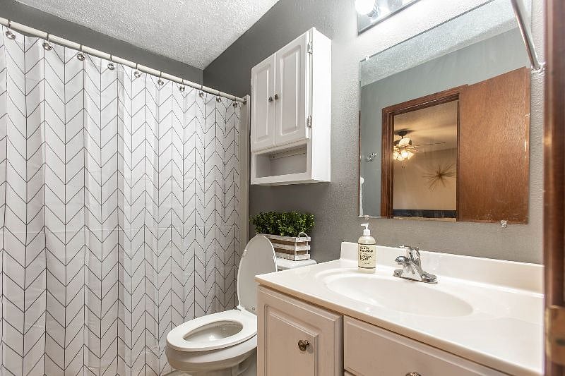 Furnished Finder property 428520_1 photo 6
