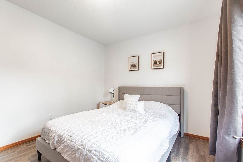 Furnished Finder property 428520_1 photo 10