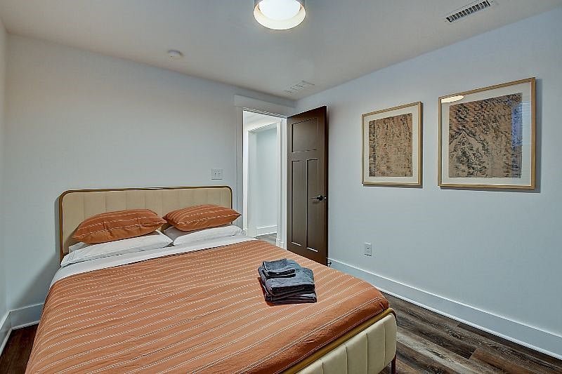 Furnished Finder property 428530_1 photo 6