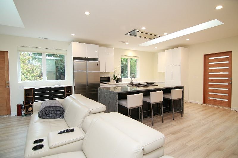 Furnished Finder property 428554_1 photo 2