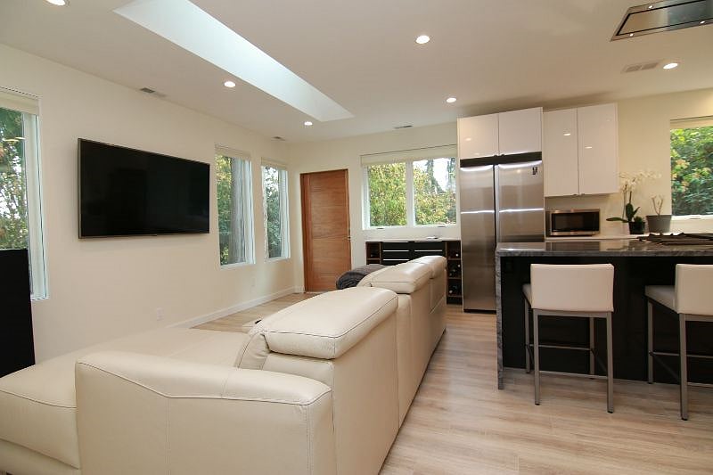 Furnished Finder property 428554_1 photo 5