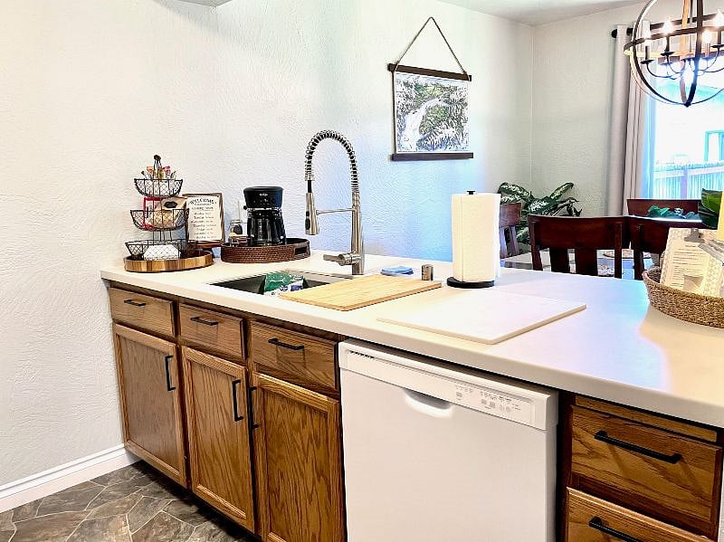 Furnished Finder property 428607_1 photo 13