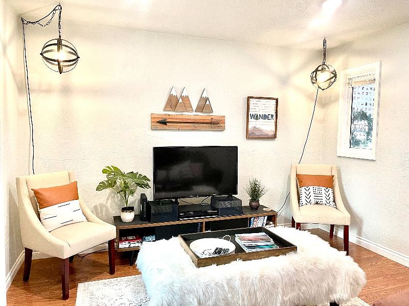 Furnished Finder property 428607_1 photo 3