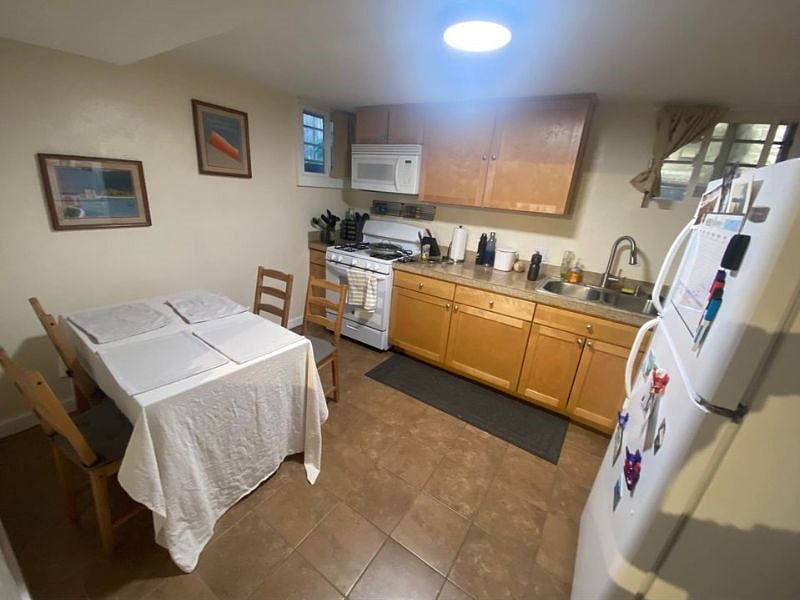 Furnished Finder property 428608_1 photo 7