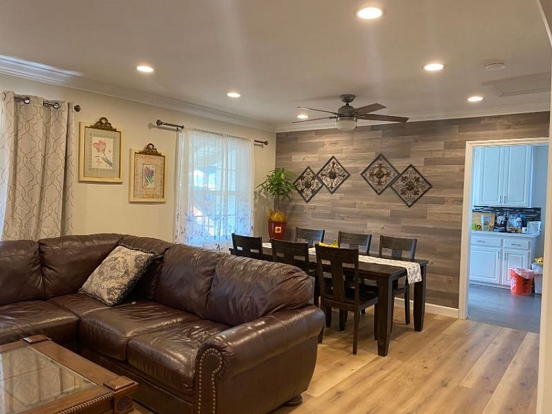 Furnished Finder property 428611_1 photo 5