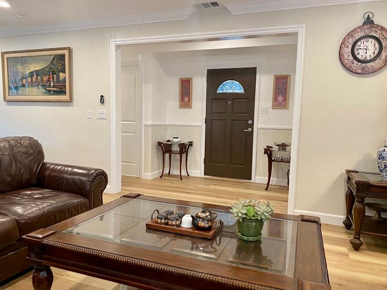 Furnished Finder property 428611_1 photo 10