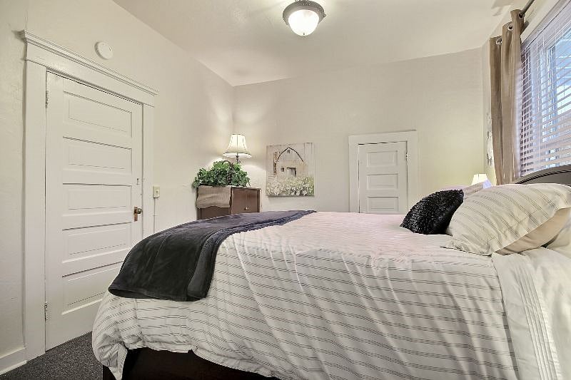 Furnished Finder property 428618_1 photo 14