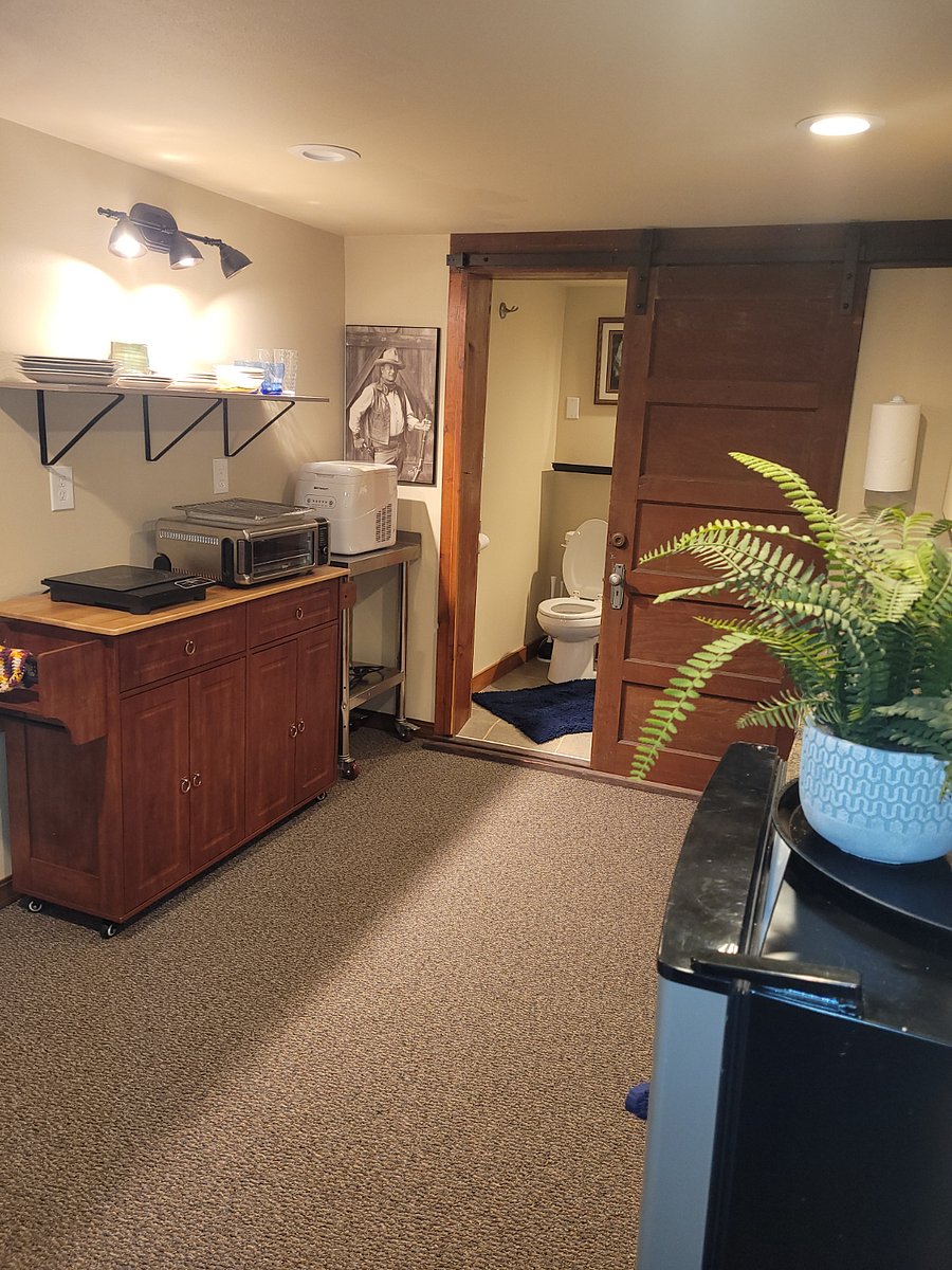 Furnished Finder property 428636_1 photo 6