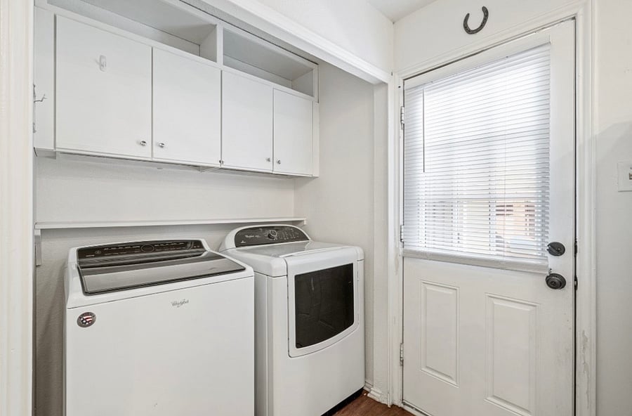 Furnished Finder property 428649_1 photo 4