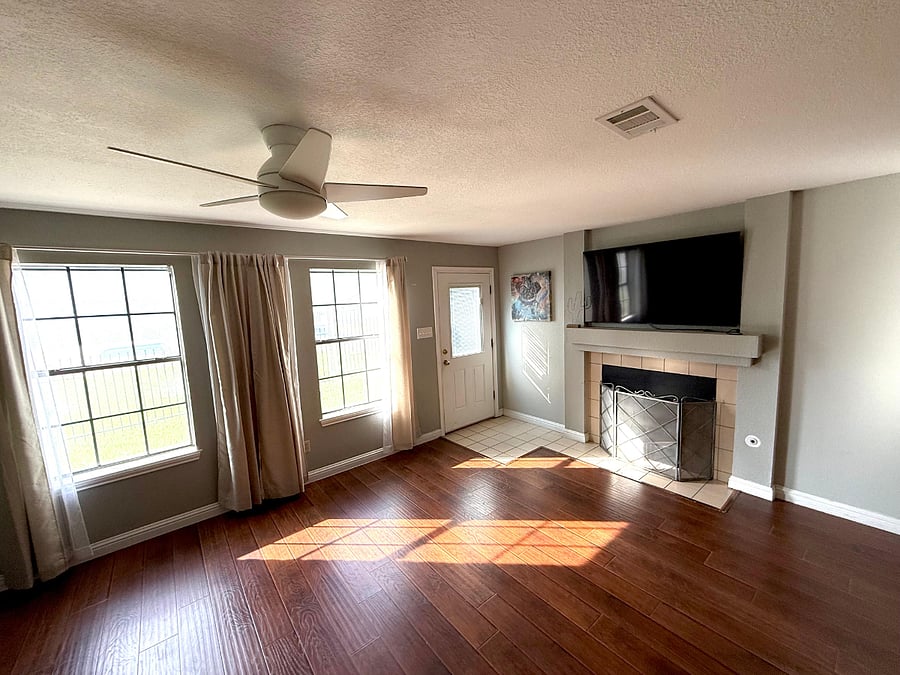 Furnished Finder property 428649_2 photo 3