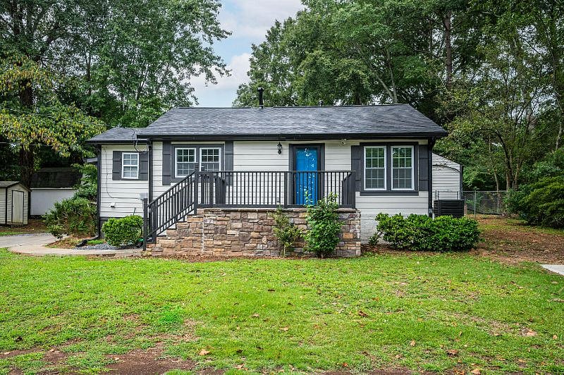 Furnished Finder property 428659_1 photo 16