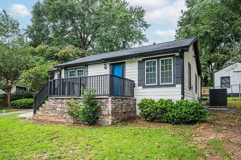 Furnished Finder property 428659_1 photo 17
