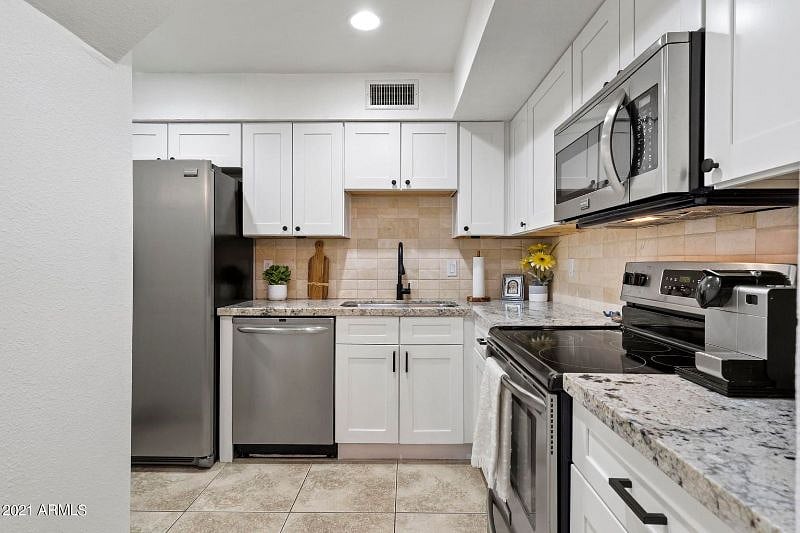 Furnished Finder property 428761_1 photo 4