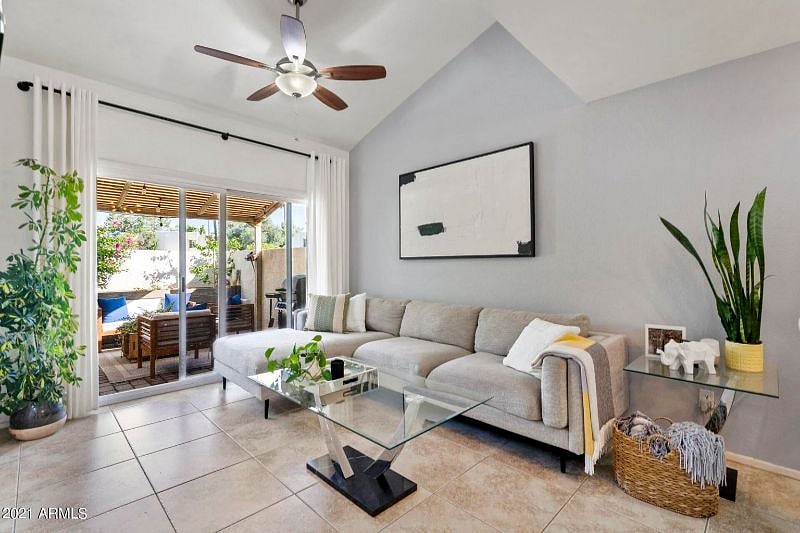 Furnished Finder property 428761_1 photo 3