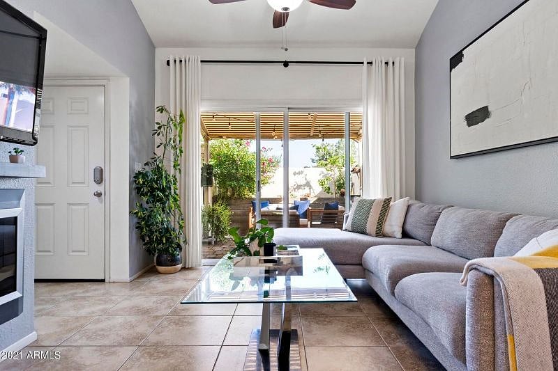 Furnished Finder property 428761_1 photo 18