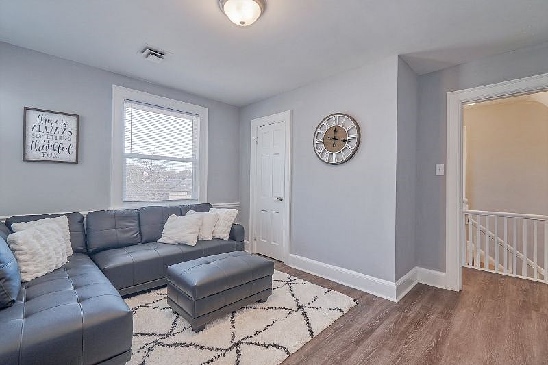 Furnished Finder property 428806_1 photo 4