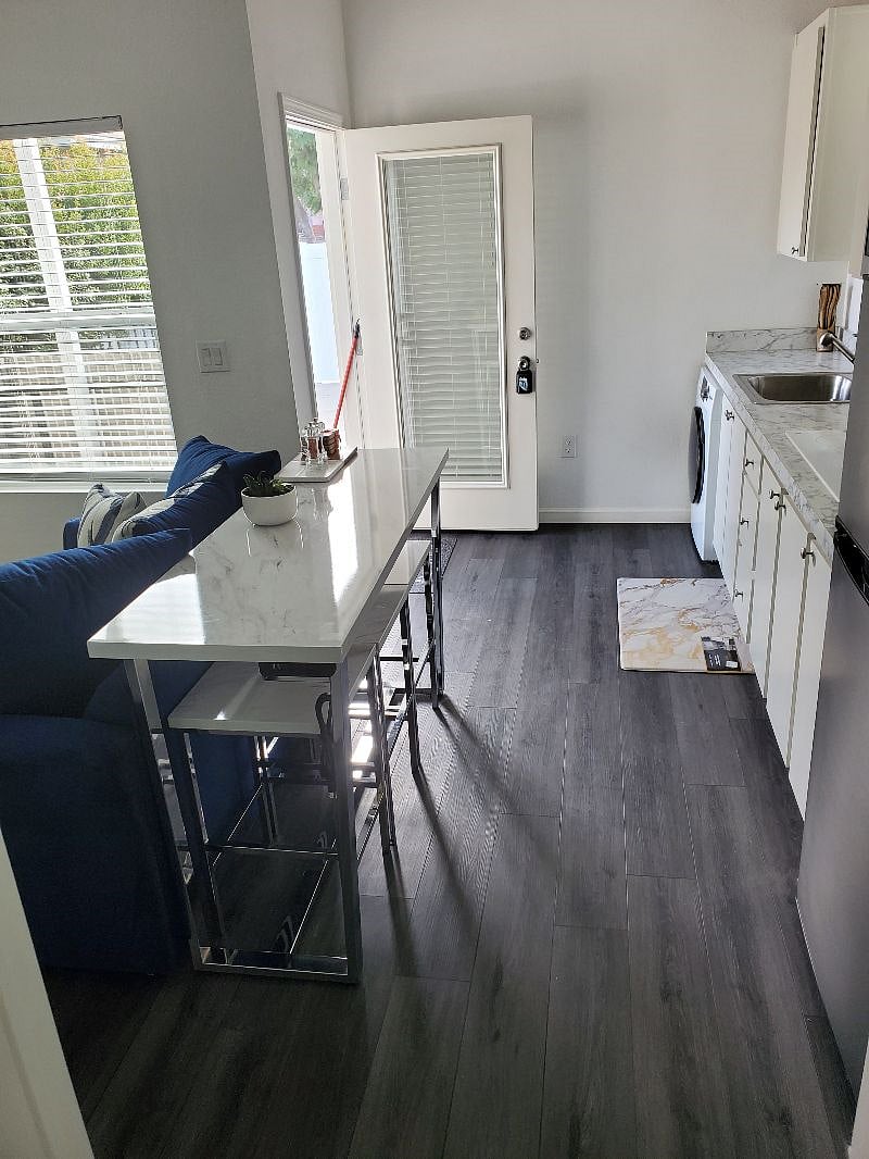 Furnished Finder property 428814_1 photo 10