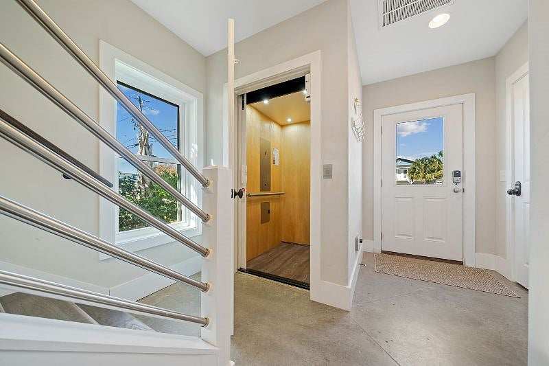 Furnished Finder property 428820_1 photo 21