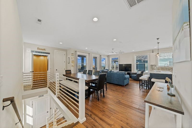 Furnished Finder property 428820_1 photo 6