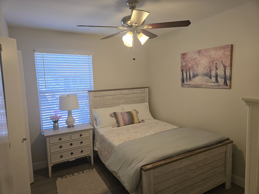 Furnished Finder property 428888_1 photo 12