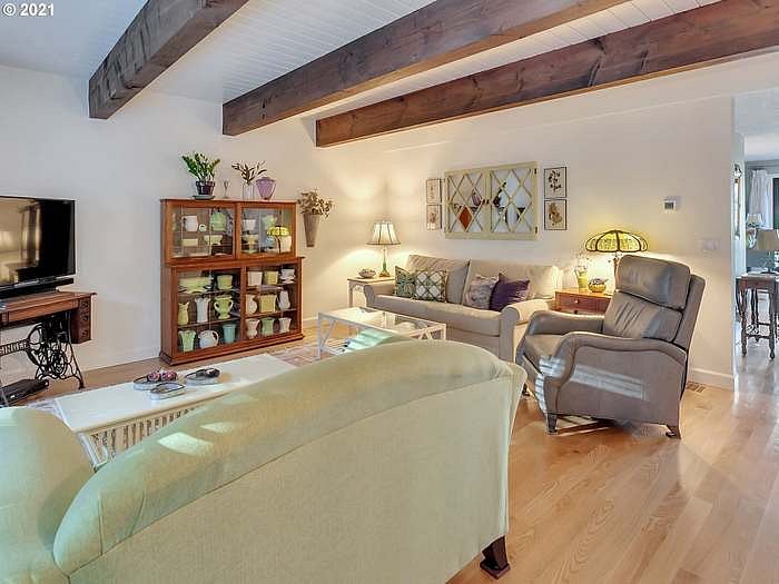 Furnished Finder property 428905_1 photo 3