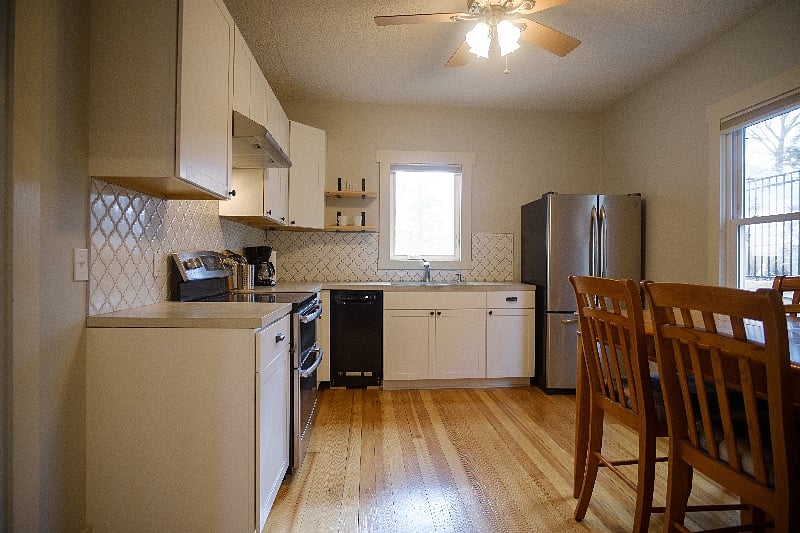 Furnished Finder property 428917_1 photo 4