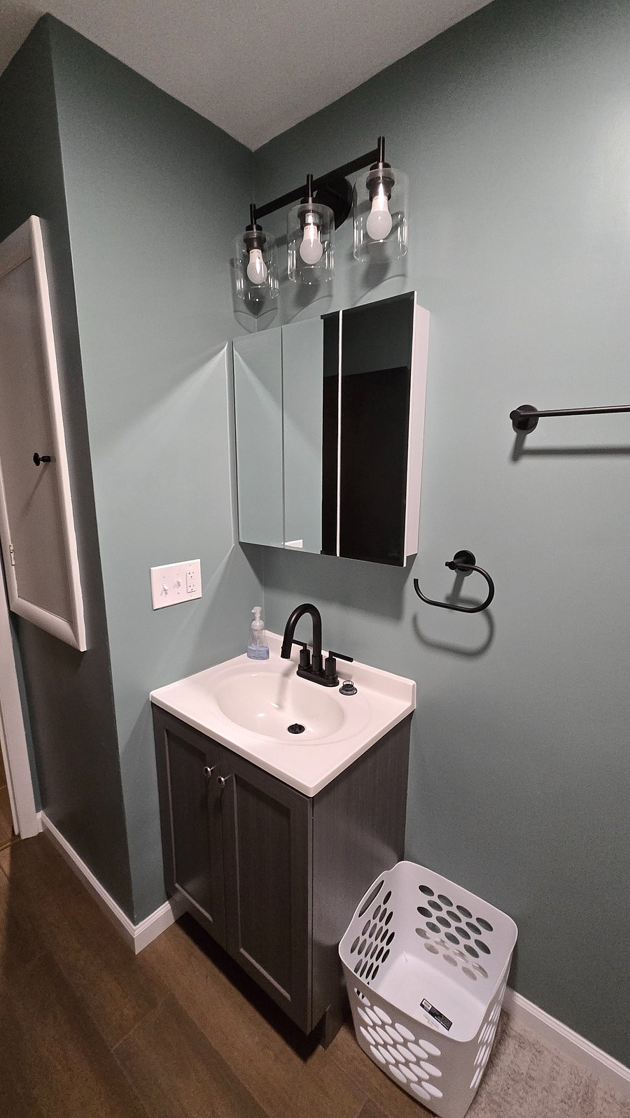 Furnished Finder property 428918_1 photo 9