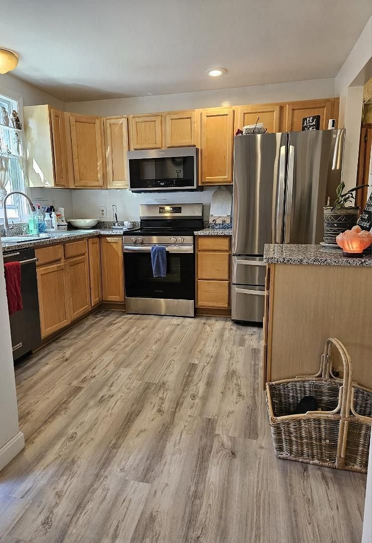 Furnished Finder property 428932_1 photo 8