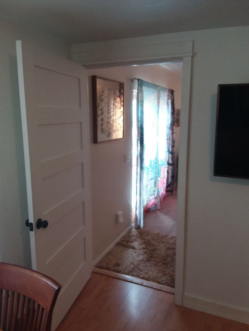2nd queen bdrm entry, private work space.