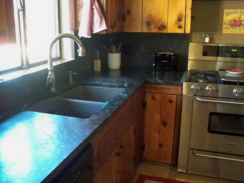Furnished Finder property 428989_1 photo 17