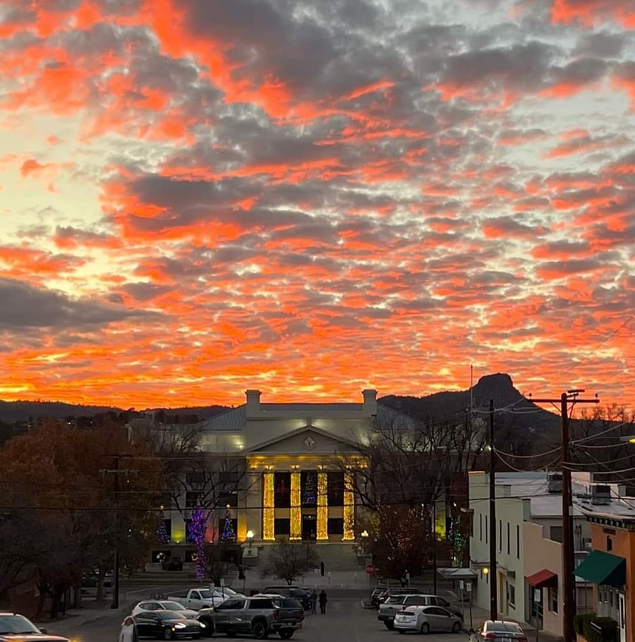 Beautiful sunset at the Courthouse Square downtown