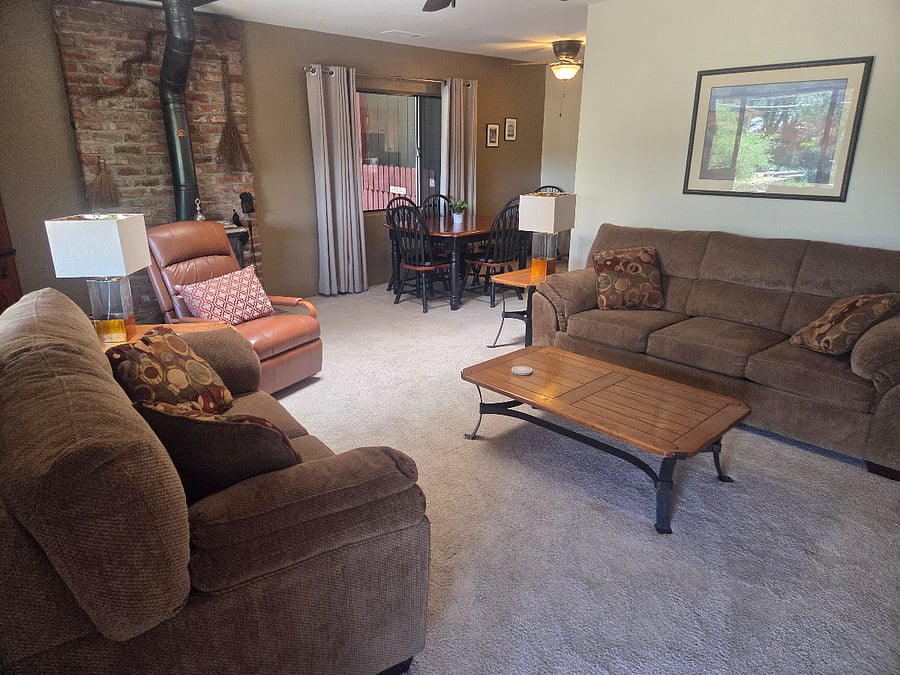 Furnished Finder property 428989_1 photo 3