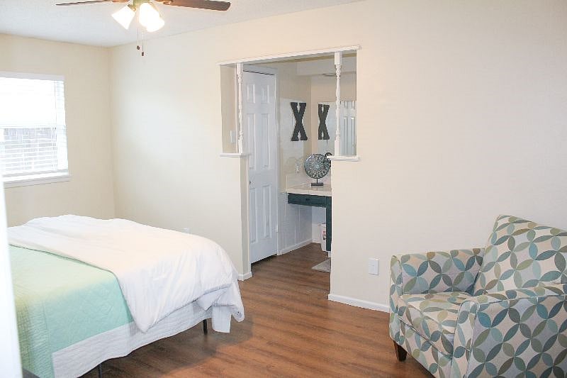 Furnished Finder property 429011_1 photo 7