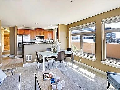 Furnished Finder property 429043_1 photo 3