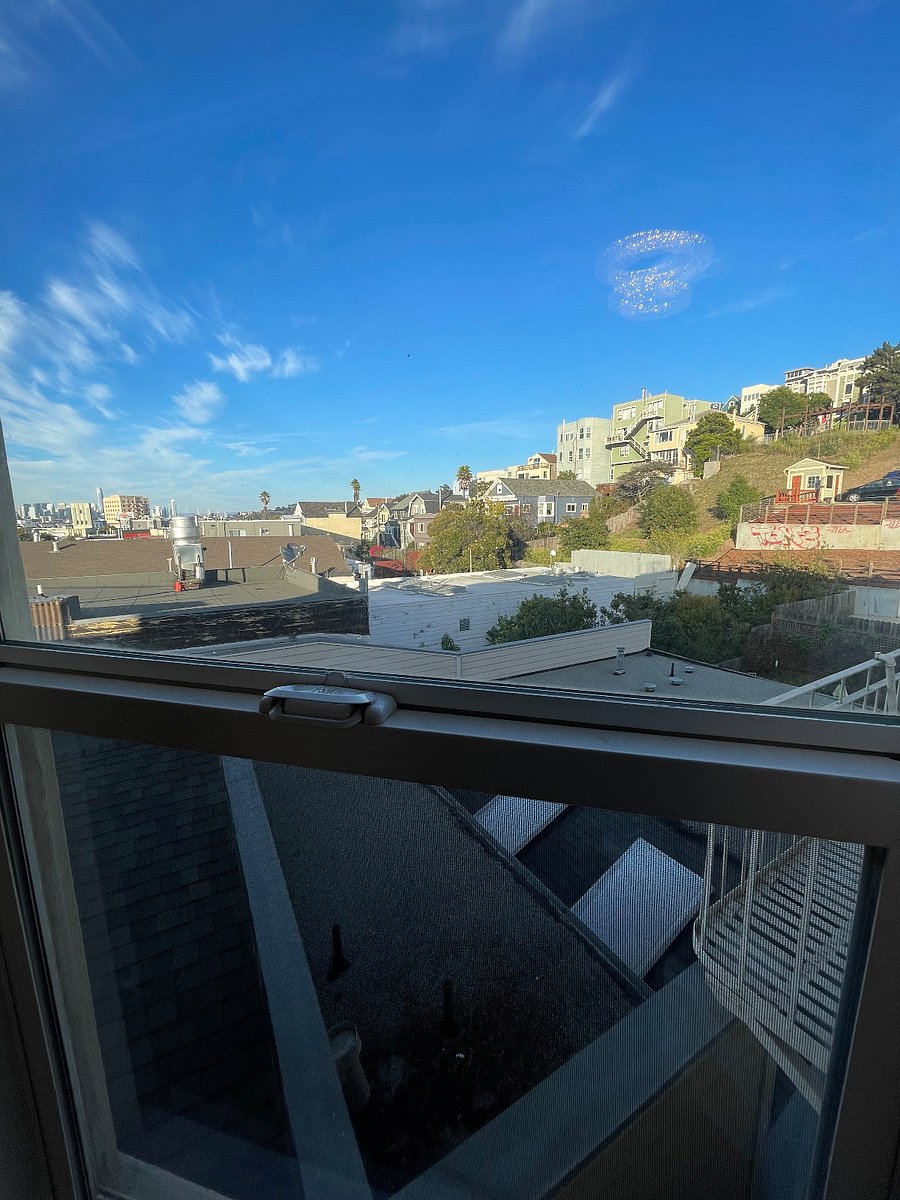 Furnished Finder property 429073_1 photo 4