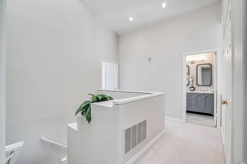 Furnished Finder property 429080_1 photo 9